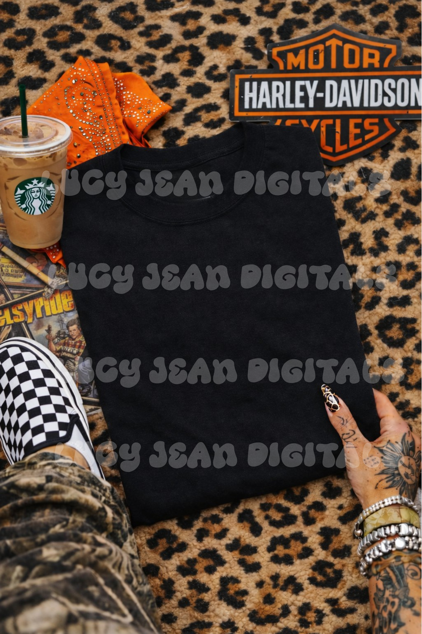 Black tshirt hd moto/ leopard rug Mock up